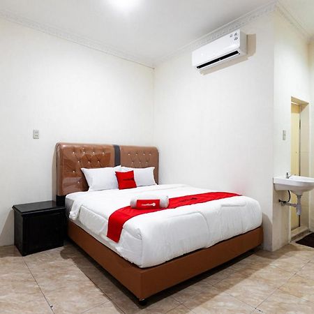 Reddoorz Near Yuki Simpang Raya Mall Medan 2 Eksteriør billede