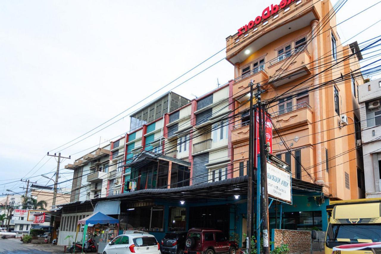 Reddoorz Near Yuki Simpang Raya Mall Medan 2 Eksteriør billede