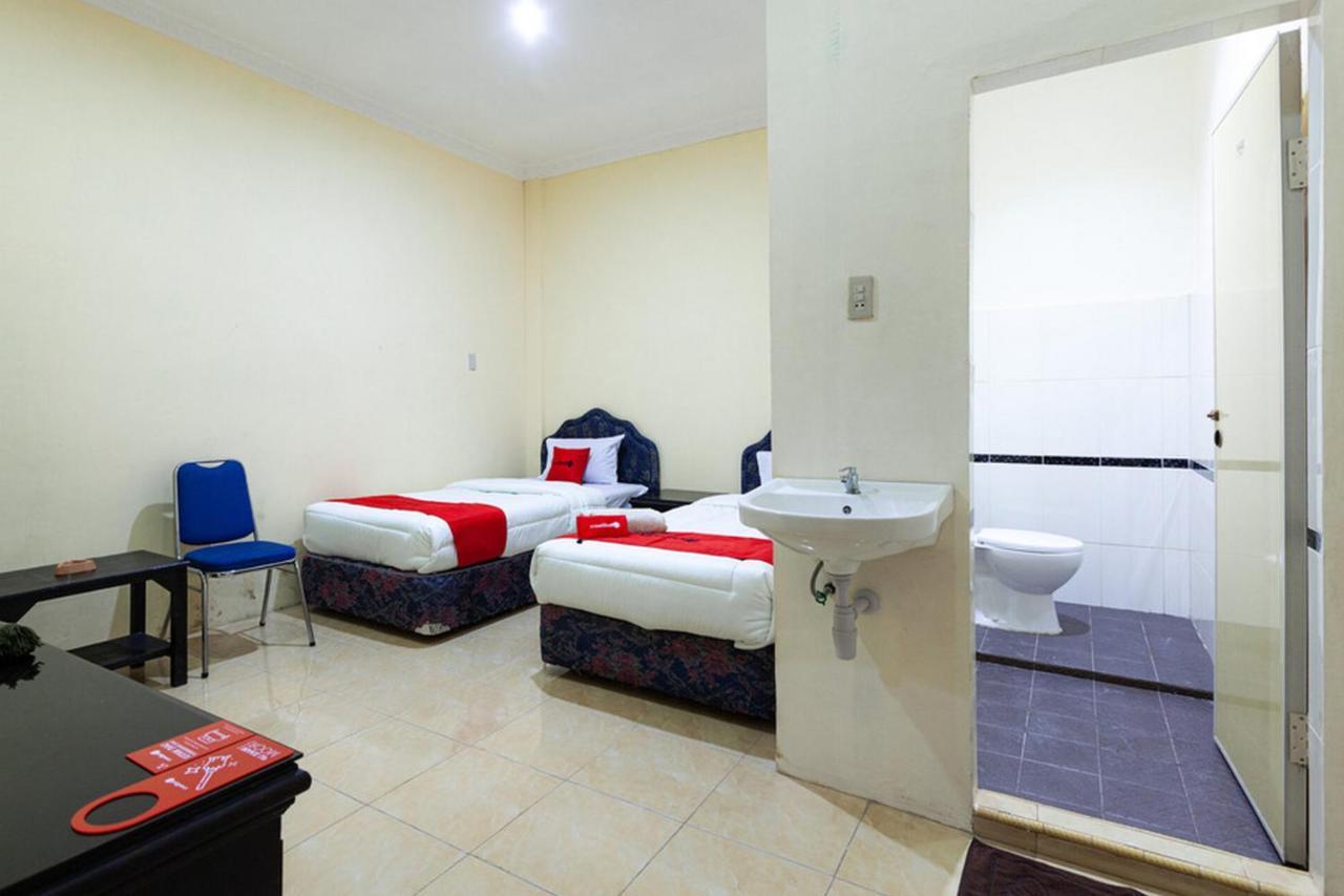 Reddoorz Near Yuki Simpang Raya Mall Medan 2 Eksteriør billede